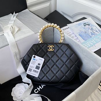 Chanel Clutch 30 Lambskin Artificial Pearl Top Handle Bag Black AS2609