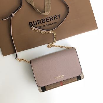 Burberry Vintage 19 Shoulder Bag Pink 1441