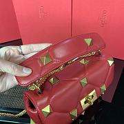 Valentino Garavani Roman Stud 25 Red 2060S - 4