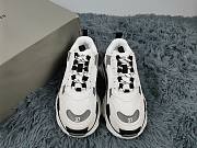 Balenciaga Triple S Sneaker Black and White 7499 - 3