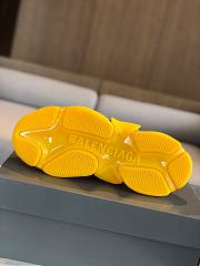 Balenciaga Triple S Sneaker Orange 7503 - 6