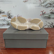 Balenciaga Triple S Sneaker 7506 - 4