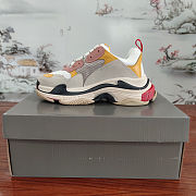 Balenciaga Triple S Sneaker 7507 - 5