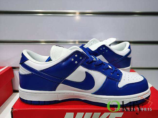 NIKE SB DUNK LOW Kentucky Syracuse University white and blue - 1