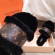 Louis Vuitton Lock It Flat Mule Black 7621 Slipper - 5