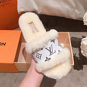 Louis Vuitton Lock It Flat Mule Creame 7626 Slipper - 5