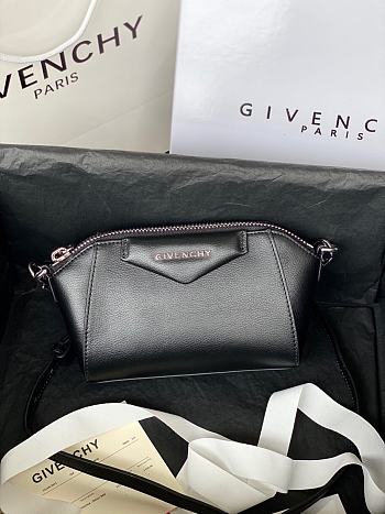Givenchy Antigona Nano 18 Shoulder Bag 7731