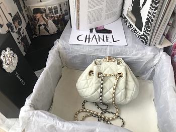 Chanel Bucket 20 White Lambskin AS1802