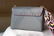 Louis Vuitton Twist MM 23 Handbag  - 2