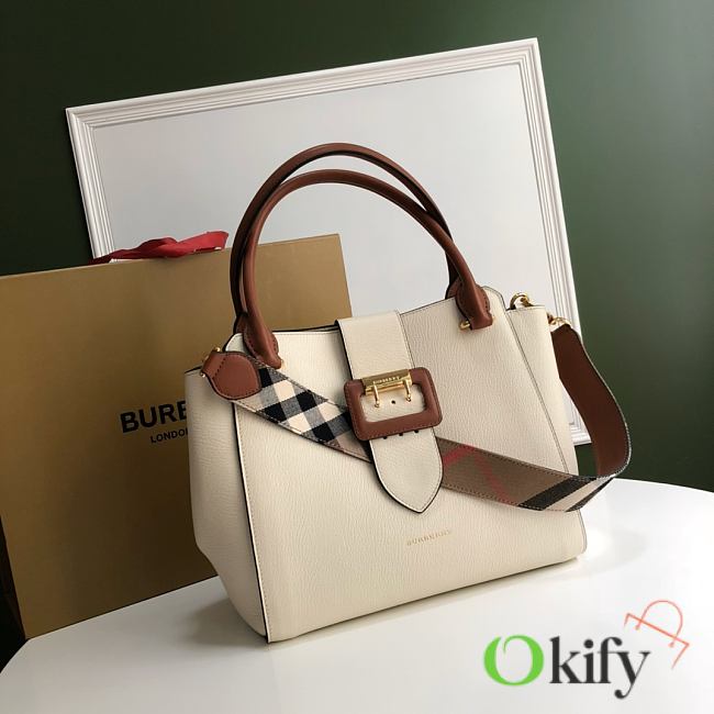 Burberry Large 30 Tote Buckle Cream Bag - 1