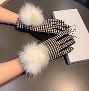 Dior Glove 8022 - 1