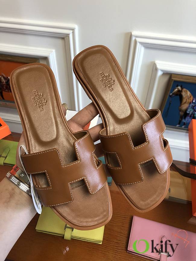 Hermes Oran Slide 8100 - 1