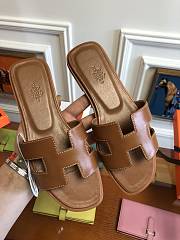 Hermes Oran Slide 8100 - 1