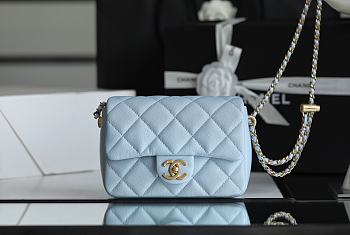 Chanel Flapbag 19 Blue Caviar