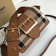 Burberry Vintage The Buckle 19.5 Brown - 5