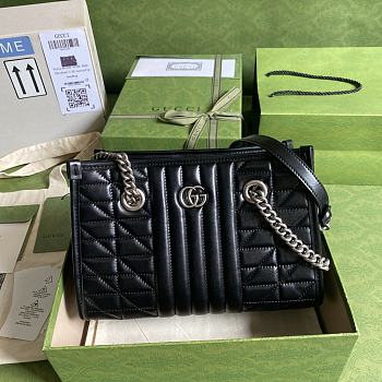 Gucci GG Marmont Handbag 26.5 Black 681483 