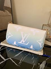 LV Multi Pochette Accessoires Monogram Giant 57633 - 4