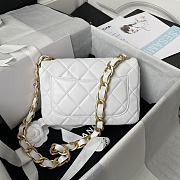 Chanel Flapbag 20 White 2022SS - 3