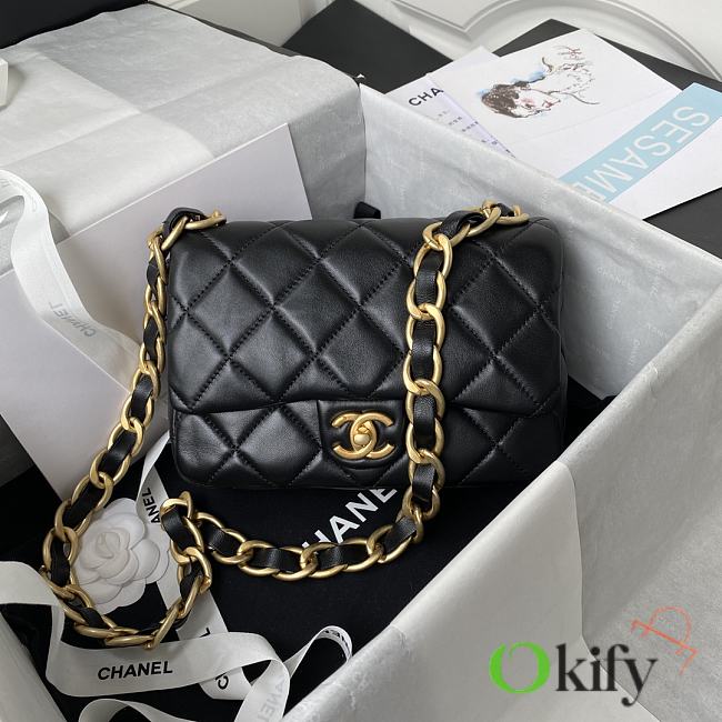 Chanel Flapbag 20 Black 2022SS - 1