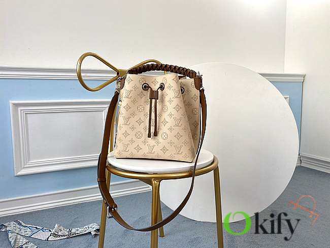 Louis Vuitton Muria Mahina 25 Handbags Beige M55801 - 1