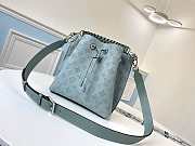 Louis Vuitton Muria Mahina 25 Handbags Blue M55801 - 2