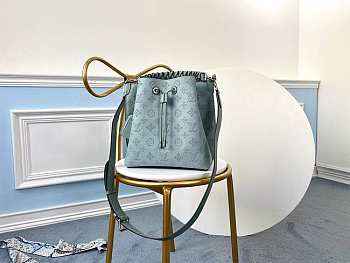 Louis Vuitton Muria Mahina 25 Handbags Blue M55801