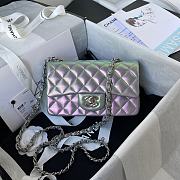 Chanel Classic Flapbag 20 Lambskin Iridescent Purple A01112 - 1