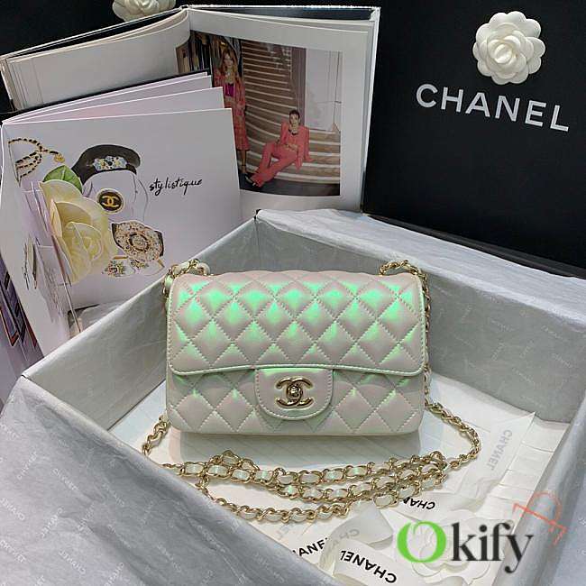 Chanel Classic Flapbag 20 Lambskin Iridescent White Pearl A01112 - 1