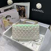 Chanel Classic Flapbag 25 Lambskin Iridescent White Pearl A01112 - 5