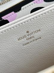 Louis Vuitton Zippy Wallet Leopard M80680 White  - 5