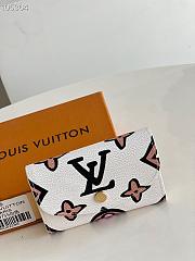 Louis Vuitton Coin Wallet Wild at Heart M80755 White  - 3
