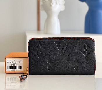 Louis Vuitton Zippy Wallet Leopard M80680 Black  