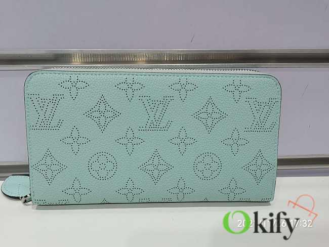 Louis Vuitton Zippy Wallet 19 Teal Blue - 1