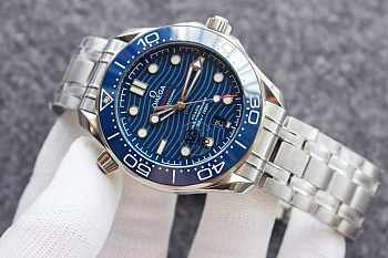 Omega Seamaster Diver 300m Co‑Axial Master Chronometer Blue 42mm