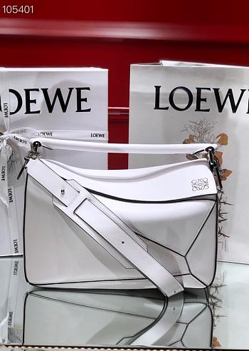 Loewe Puzzle 28 Shoulder Bag White 8415