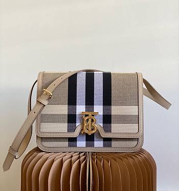 Burberry B Vintage 25.5 Shoulder Bag 8416