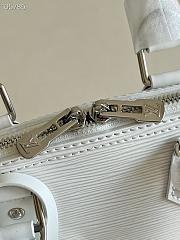 Louis Vuitton Alma BB Epi Leather 23.5 White M57341 - 4