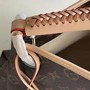 Louis Vuitton Artsy Medium handbag 41 Monogram canvas - 5