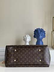 Louis Vuitton Artsy Medium handbag 41 Monogram canvas - 2