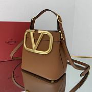 Valentino Supervee 20 Top Handle Bag Brown - 5