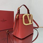 Valentino Supervee 20 Top Handle Bag Red - 4