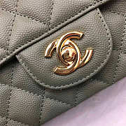 Chanel Flap Bag Green Caviar 20 Gold/Silver Hardware - 3