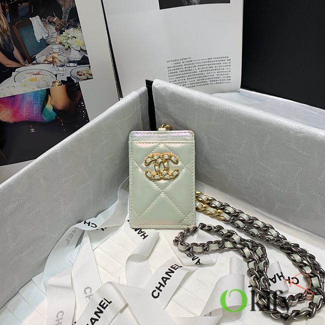 Chanel 19 card holder chain white pearl 8642 - 1