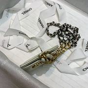 Chanel 19 card holder chain white pearl 8642 - 3