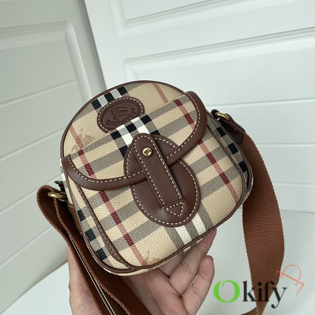 Burberry Vintage 17 Shoulder Bag 8707 - 1