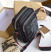 Burberry 22 Shoulder Bag 8713 - 2