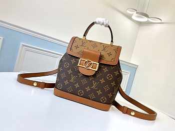 Louis Vuitton Dauphine MM 21 Backpack M44391