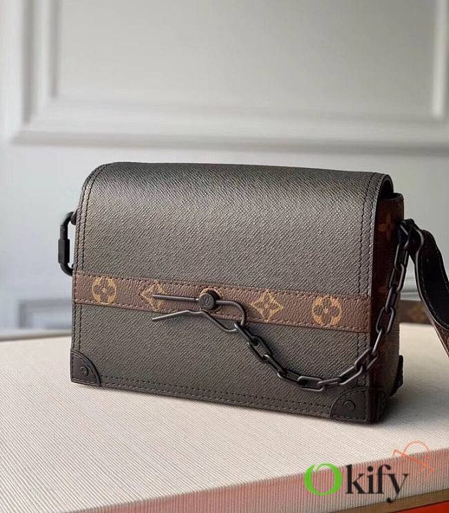 Louis Vuitton 23 Shoulder Bag Monogram 8746 - 1