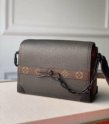 Louis Vuitton 23 Shoulder Bag Monogram 8746
