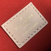 Louis Vuitton Coussin PM 26 Pink Heart 8754 - 4